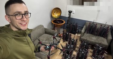 Стерненко, Федишин та Байдак: Зеленський нагородив українських волонтерів