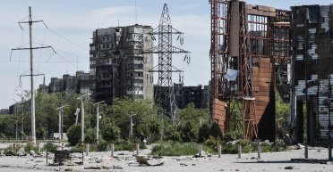 Готують "подушку" для залізниці: окупанти розширюють автодорогу між Новоазовськом та Маріуполем