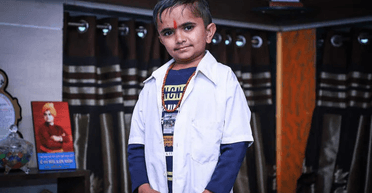 Схожий на дитину: "найменший лікар" у світі розповів про своє нелегке життя (відео)