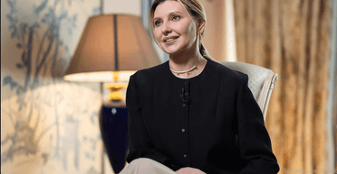 Олена Зеленська з'явилася в новому інтерв'ю в жакеті, який додає їй віку, — стилістка (відео)