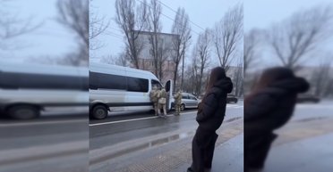 Забрызгали водителя маршрутки газом: в Днепре сотрудникам ТЦК выдвинули подозрение в хулиганстве