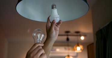 Новые тарифы на электроэнергию: как экономить свет, чтобы не ощутить рост цены
