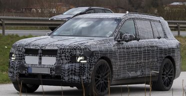 Найбільший і найрозкішніший електрокросовер BMW вперше помітили на дорогах (фото)