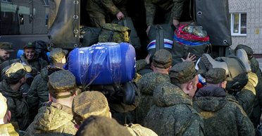 Смаковали "Терафлю": из-за нехватки продовольствия солдаты ВС РФ едят лекарства, — ГУР (аудио)