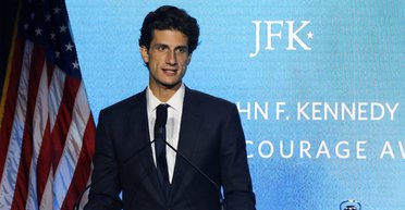 Два Кеннеди в политике США: внук убитого президента будет баллотироваться в Конгресс