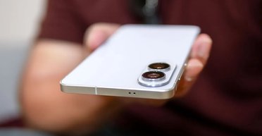 Apple і Samsung прорахувалися: великі батареї виявилися кращими за тонкі смартфони, — опитування