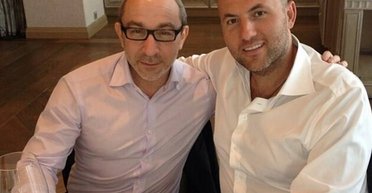 "Состояние Кернеса среднее, он ночью на аппаратах. Вернется в Харьков 30-го декабря", - Фукс