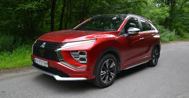 Тест-драйв Mitsubishi Eclipse Cross: авангард по-японски