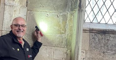 Мистическая защита для короля Генриха: в старинном особняке нашли "ведьминские знаки"