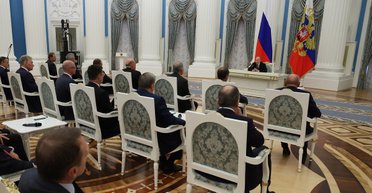 Российская элита устала от войны и примет любую "победу" Путина, – The Economist