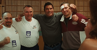 Вийшов трейлер фільму "Руйнівна машина" з Двейном Джонсоном й Олександром Усиком (відео)