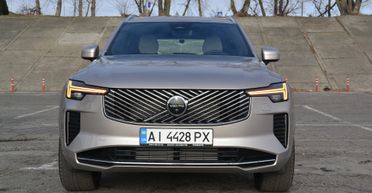 Новый флагман: Volvo планирует выпустить гигантского конкурента BMW X7