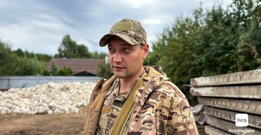 Став бездомним, поки служив: шахраї залишили українського воїна без житла (відео)