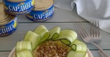 Салат "Полтавский": как приготовить вкусное блюдо с сардиной (видео)
