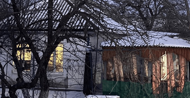 Будинок у селі за $5 тисяч: українка показала, який "сюрприз" був всередині (фото)