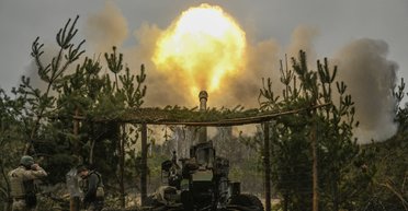 Войну в Украине видно из космоса: в сети показали спутниковые фото линии фронта