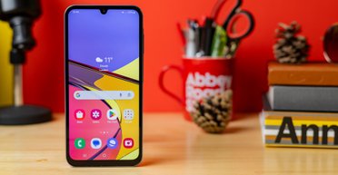 Дешево — не означає нудно: найкращі бюджетні телефони, які варто купити (фото)