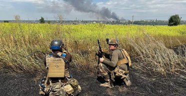 Кринки майже знищені, але українські військові продовжують тримати оборону