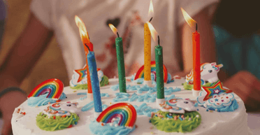 "Все переплутали": родичі самі спекли торт для брата, але щось пішло не так (фото)