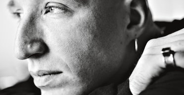 Как стать городской легендой. Гамлет Зиньковский — о непростых чувствах к Харькову и искусстве из ничего