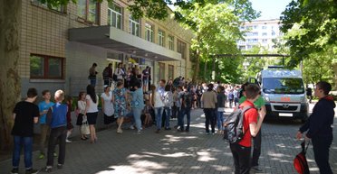 Анонимные угрозы устроить теракт в школах Львова: МВД заблокировало Telegram-канал