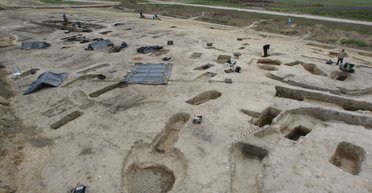 Ученые обнаружили необычные родственные связи аварских сообществ в Карпатском бассейне (фото)