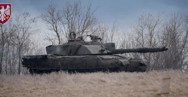 Десантники 82-й бригады показали учения с танками Challenger 2 (видео)