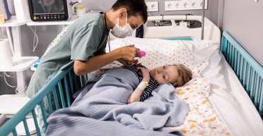 ЗМІ повідомили, що діти з-під Покровська рік жили без нагляду: ОВА все заперечує