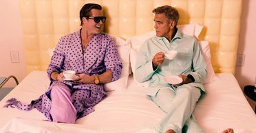 "Самотні вовки" Бред Пітт та Джордж Клуні знялися в гламурній фотосесії (фото)