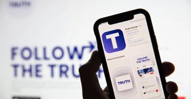 В Украине заблокирована социальная сеть Трампа Truth Social: что известно, подробности (обновлено)