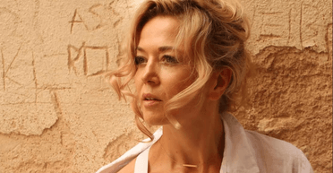 "Очікують "російського міра": зірка фільму "Дім за склом" різко висловилася про російськомовних в Україні