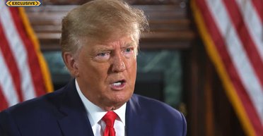 Трамп назвал Медведева "тупым человеком" и объяснил, зачем разместил подводные лодки возле РФ