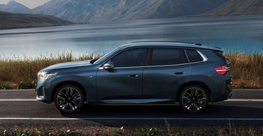 BMW презентовала семейный кроссовер с просторным салоном (фото)