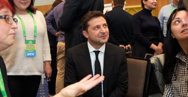 Зеленський прибув до Трускавця на збори "слуг народу" (відео)