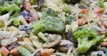 Замороженные овощи получаются сочными и вкусными: топ-4 секретов правильного приготовления