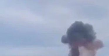 ВС РФ нанесли 19 ударов по Харькову в течение ночи: над городом поднялся столб дыма