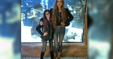 25-річні сестри-близнючки встановили два світові рекорди (фото, відео)