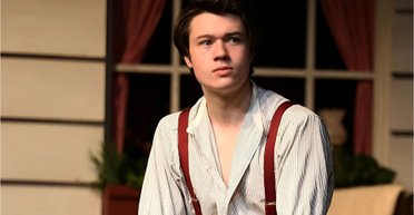 Зірку серіалу "Статеве виховання" засудили до 15,5 року в'язниці