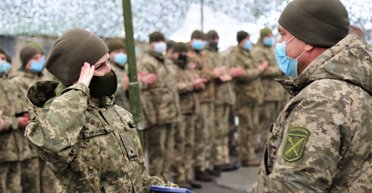 Отсрочка для мужчин в Украине: можно ли получить, если жена служит