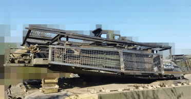 Стальные экраны от "Стального фронта" Ахметова защищают танки Abrams от FPV