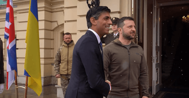 Зеленський розповів Сунаку, що РФ втратила мінімум бригаду в наступі на Авдіївку, — ОП