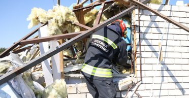 Киев ночью атаковали "шахеды": прогремели взрывы, есть разрушения