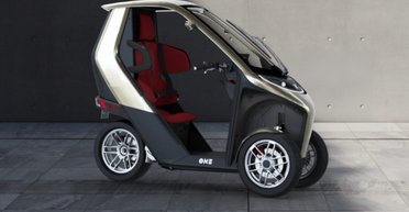 В Германии создали оригинальный гибрид электроскутера и авто за 10 750 евро (видео)