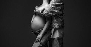 Жена Позитива призналась, что знает пол первенца