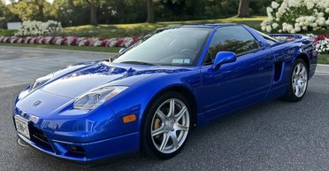 Культовая капсула времени: обнаружен 20-летний суперкар от Honda в новом состоянии (фото)