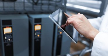 "Один из страхов": запущен суперкомпьютер с ИИ, который в 100 000 раз быстрее ноутбука