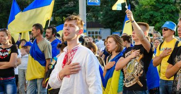 "Згинуть наші воріженьки, як роса на сонці": интересные факты о торжественной песне, которая стала символом Украины