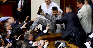 Предметы спора. 9 предметов, без которых политику не обойтись в дискуссиях