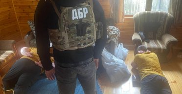 В Черкасской области разоблачили наркобизнес с "оборотом" в несколько десятков миллионов гривен в месяц