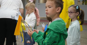 Слабость Запада может позволить Путину украсть целое поколение украинских детей, — The Telegraph